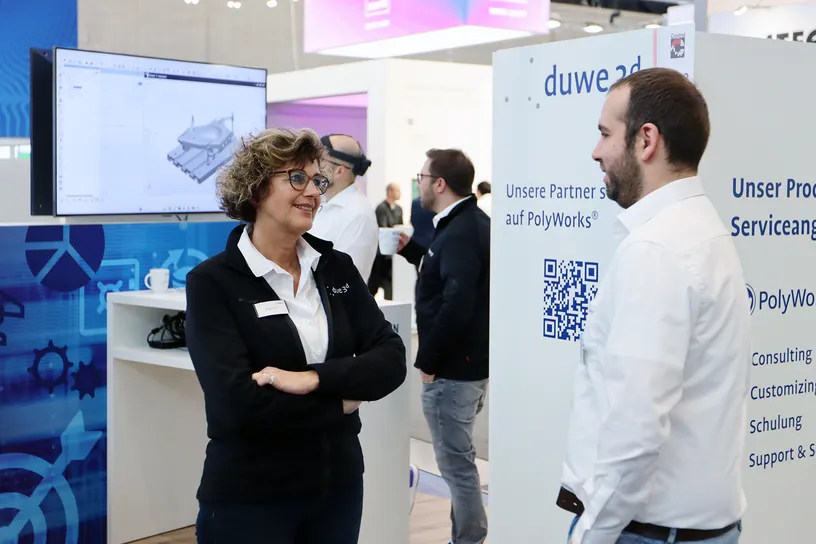 Messestandteam Duwe-3d auf der 36. Control 2024 - Internationale Fachmesse für Qualitätssicherung in Stuttgart