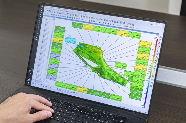 photo_3_polyworks_inspector_color_map.jpg