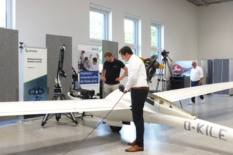 Komplettvermessung eines Segelflugzeuges mit Hexagon Ascanner und PolyWorks Software