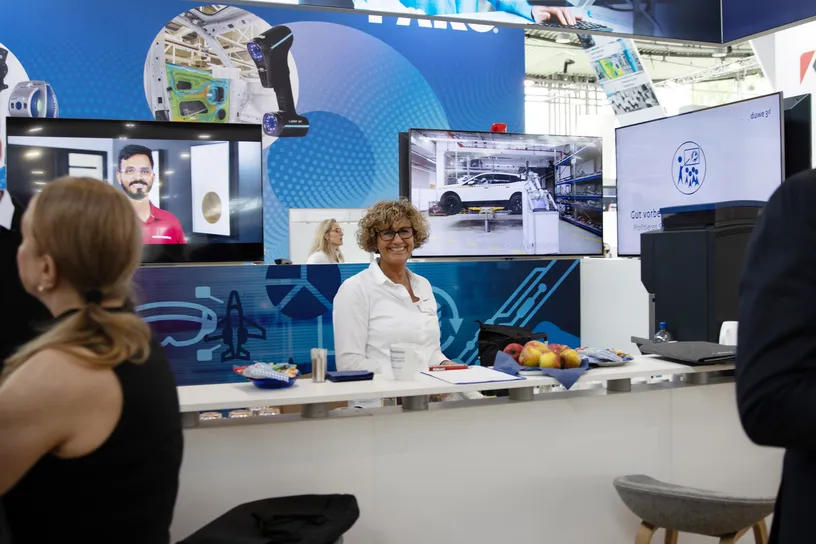 Birgit Auer vom Team Duwe-3d auf der 37. Control 2025 - Internationale Fachmesse für Qualitätssicherung in Stuttgart