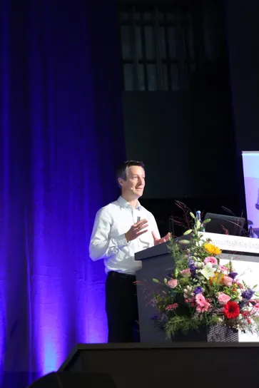 Vortrag Stiefelmayer auf dem 20. PolyWorks® Anwendertreffen 2023 der Duwe-3d AG in der Inselhalle Lindau (B)