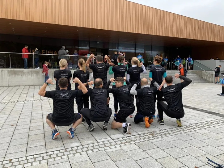 Duwe-3d Team für den 3-Länder-Marathon vor der Inselhalle Lindau