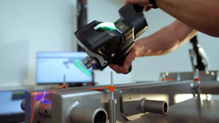 Polygon-Berg mit Bergsteiger an der Spitze, Markierung X und D-Symbol als Sinnbild für die 3D-Messtechnik-Transformation.